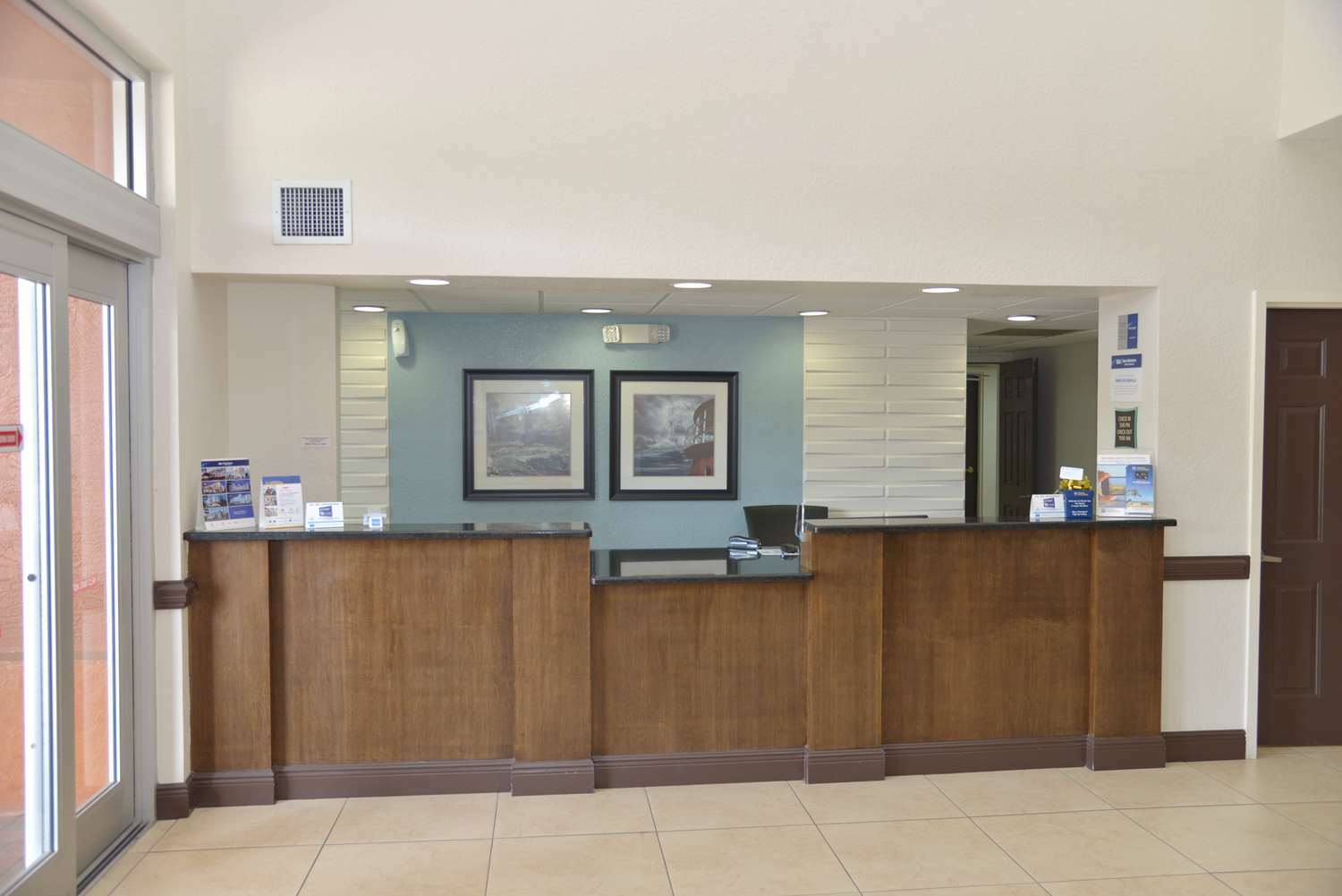 Western Hotel 3*